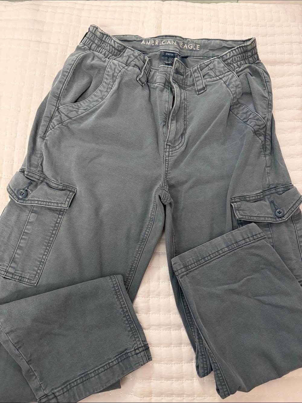 American Eagle Outfitters womens Slate Gray Cargo Jeans